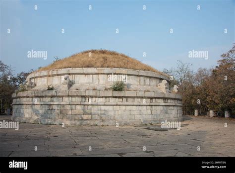 anyang tomb